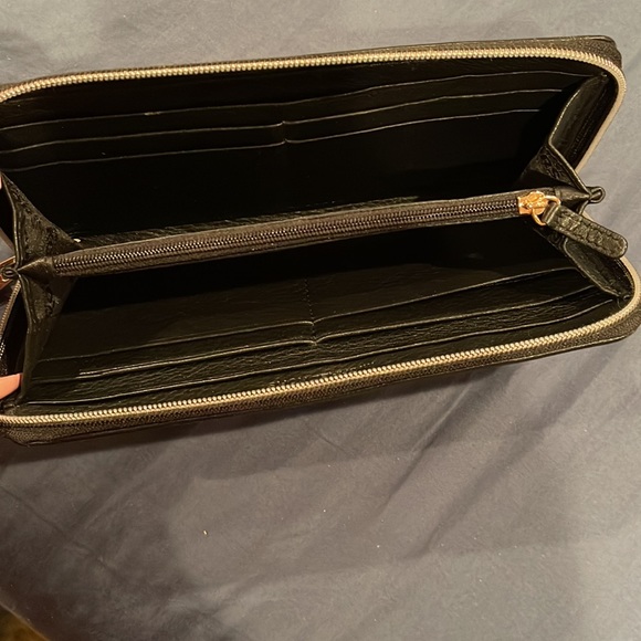 Wallet - Picture 3 of 3